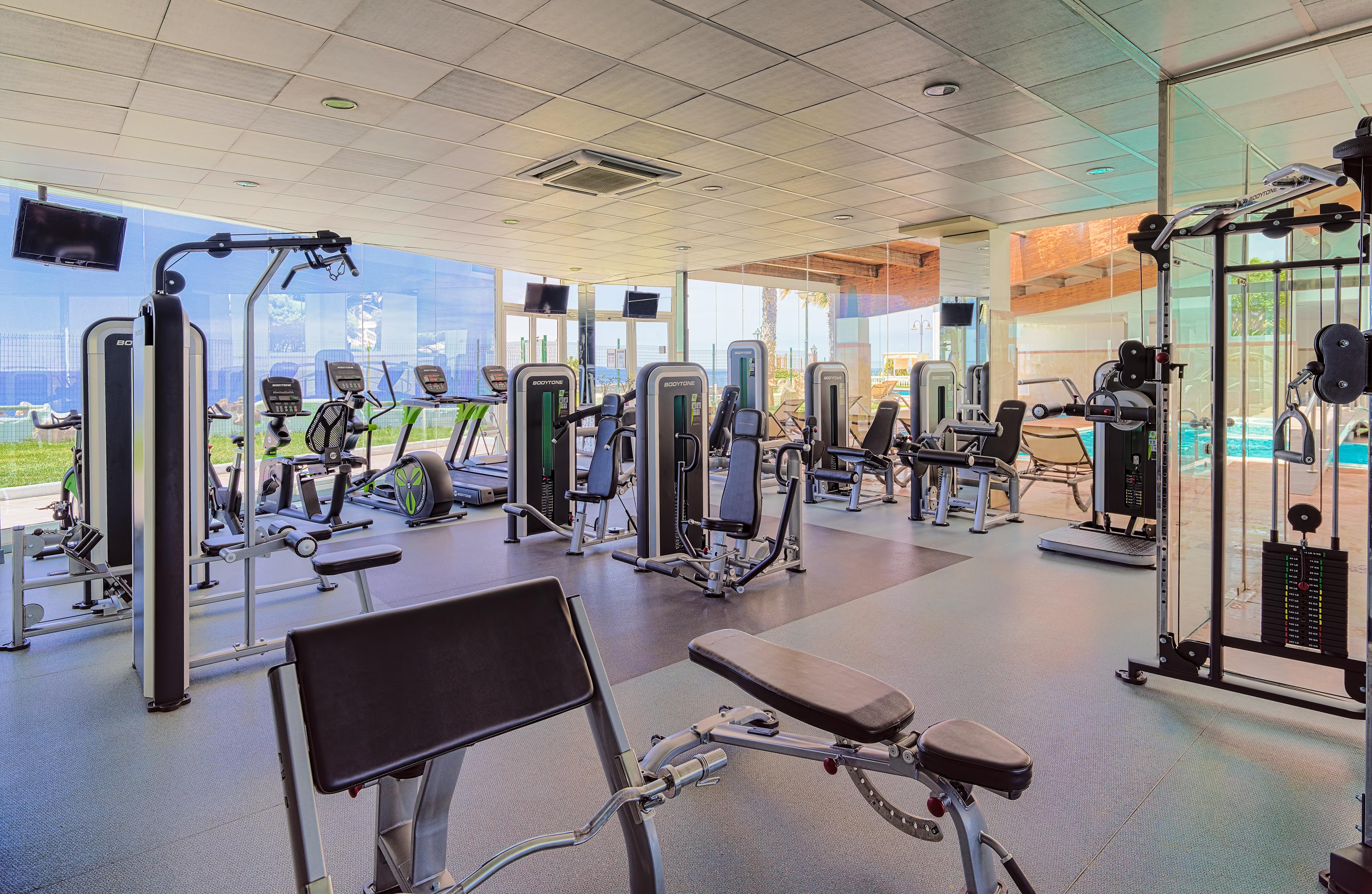 เฮช10 รูบิคอนพาเลสโฮเต็ล Hotel ปลายาบลังกา ภายนอก รูปภาพ The gym at the hotel