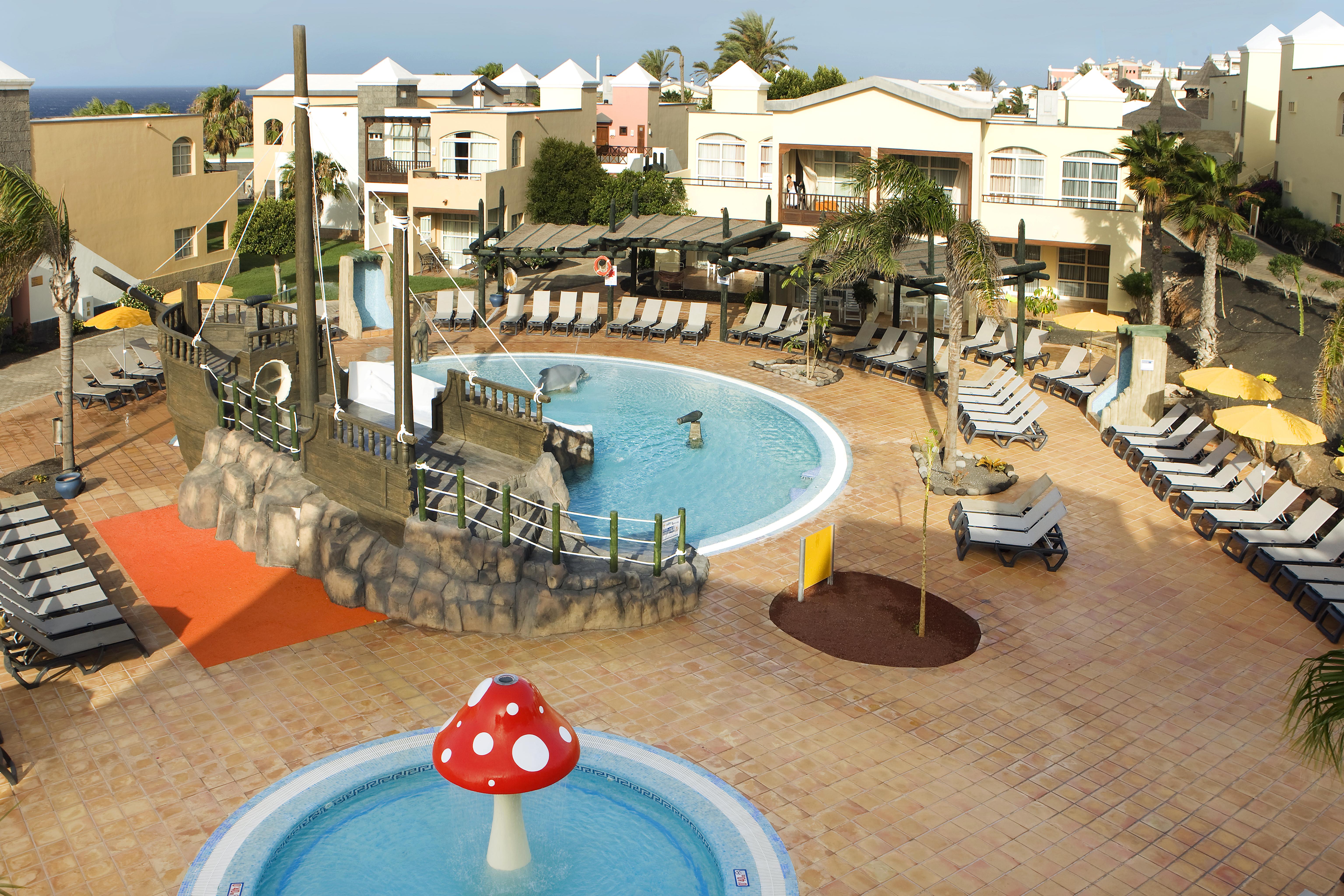 เฮช10 รูบิคอนพาเลสโฮเต็ล Hotel ปลายาบลังกา ภายนอก รูปภาพ Club Hotel Calma Gran Magal