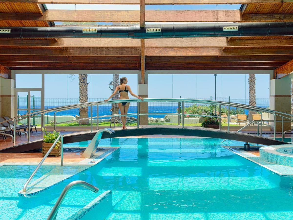 เฮช10 รูบิคอนพาเลสโฮเต็ล Hotel ปลายาบลังกา ภายนอก รูปภาพ The pool at the hotel